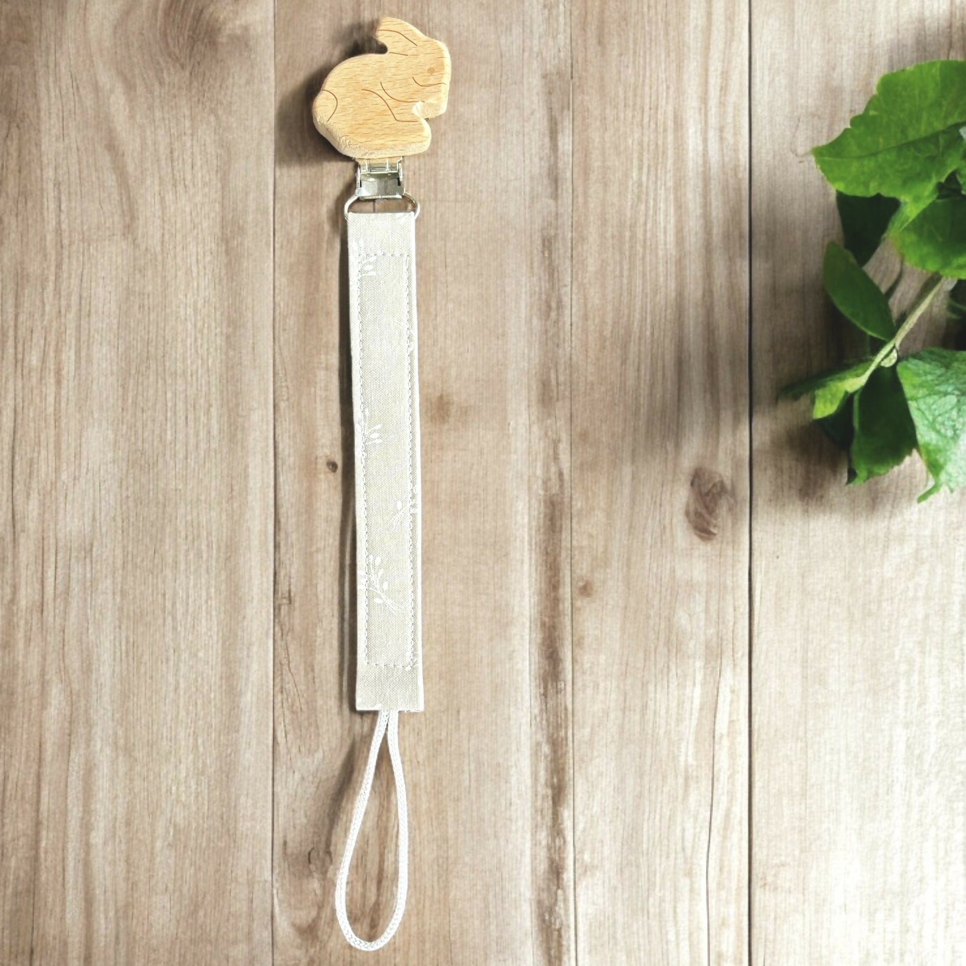 Mimily Boutique | Rabbit wood Beige with white foliage/ pacifier clip