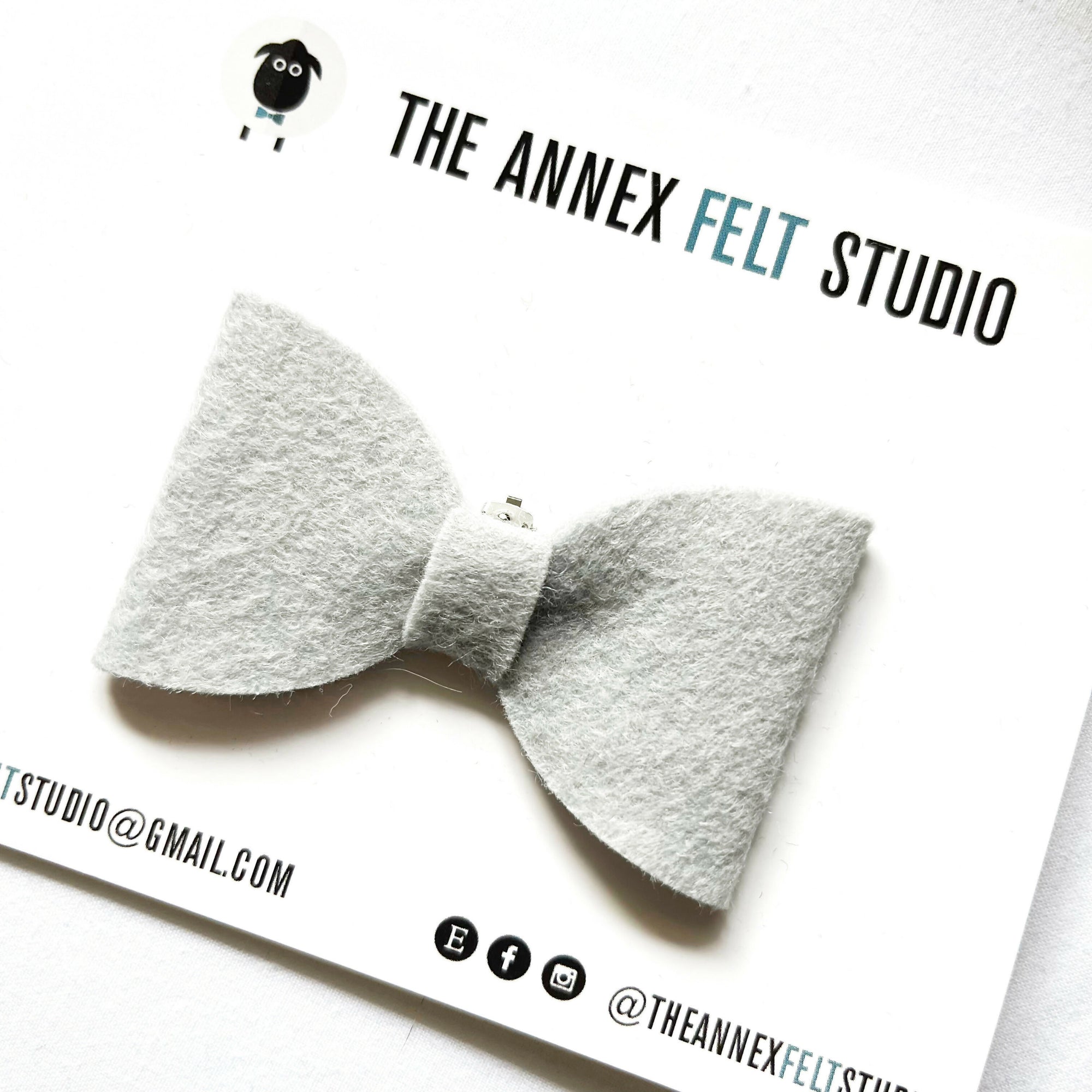 The Annex Felt Studio | Felt Clip-On Bow Tie