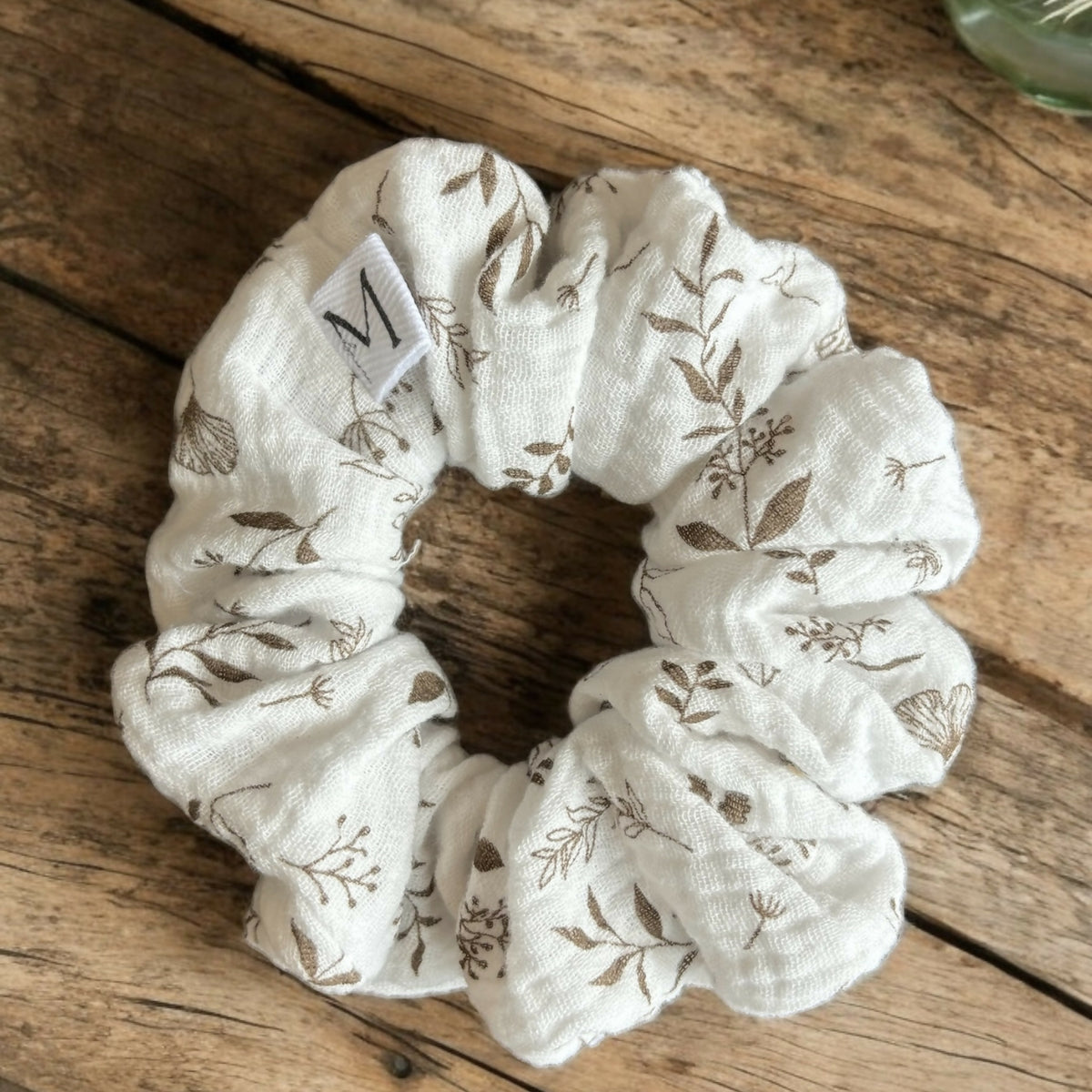 Mimily Boutique | Off white scrunchie with brown foliage