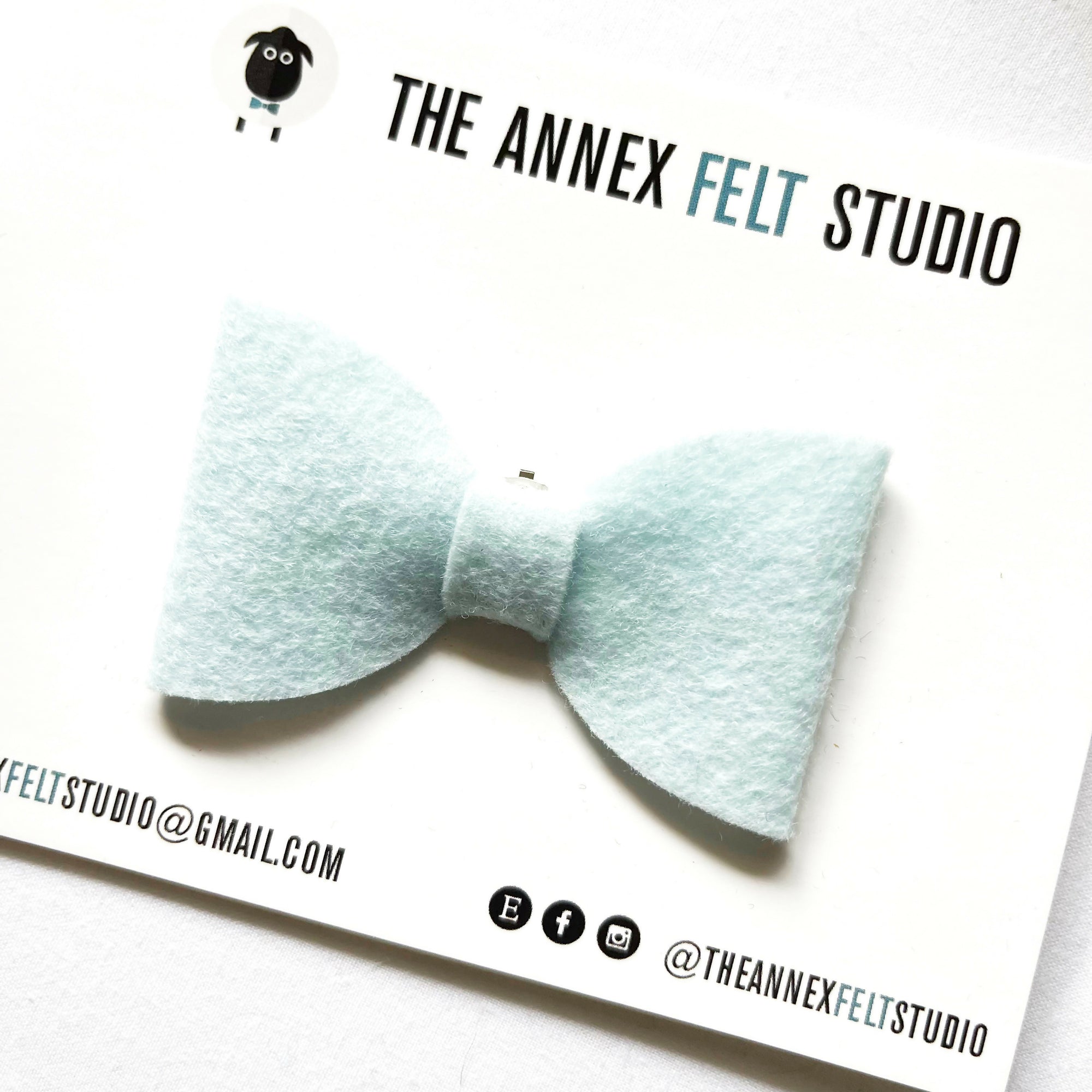 The Annex Felt Studio | Felt Clip-Over Bow Tie