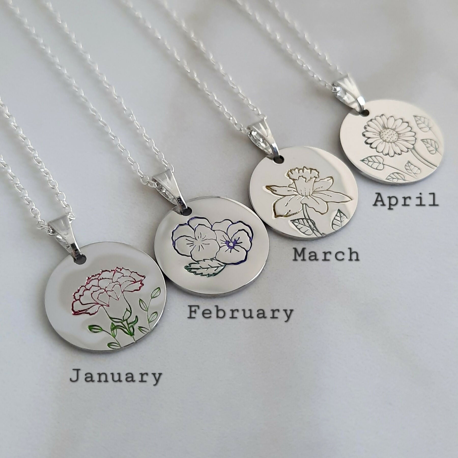 Soul Scribe Jewellery | Birth Flower Necklace