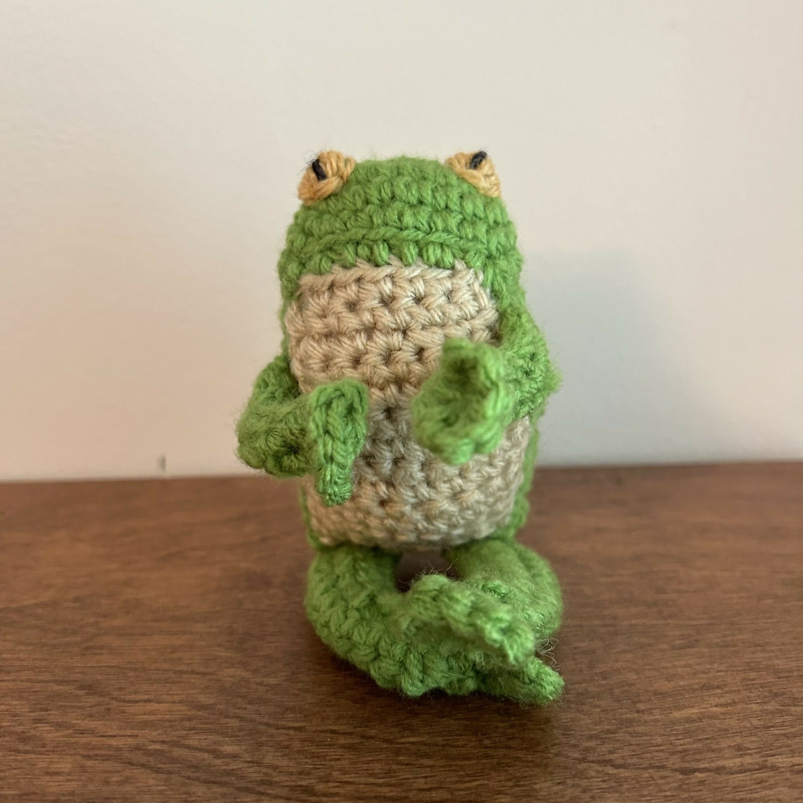 Fern Fibre Arts | Jean the Frog