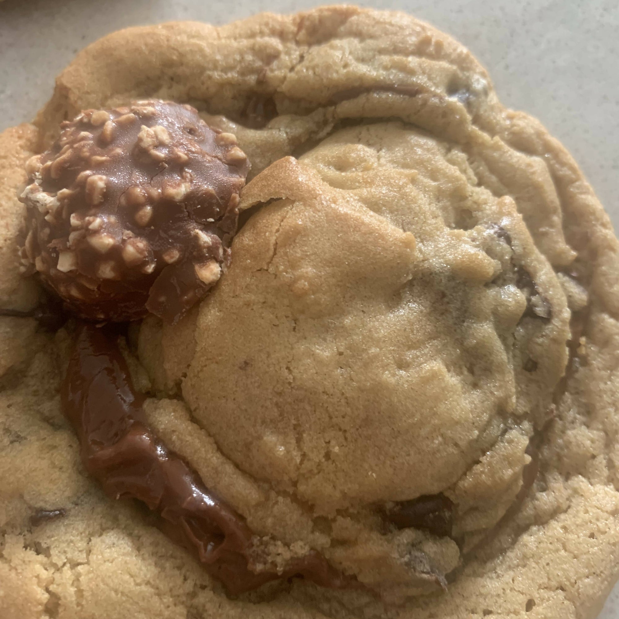 Mmm...Good Cookies | Nutella Ferrero Chocolate Chunk Heaven