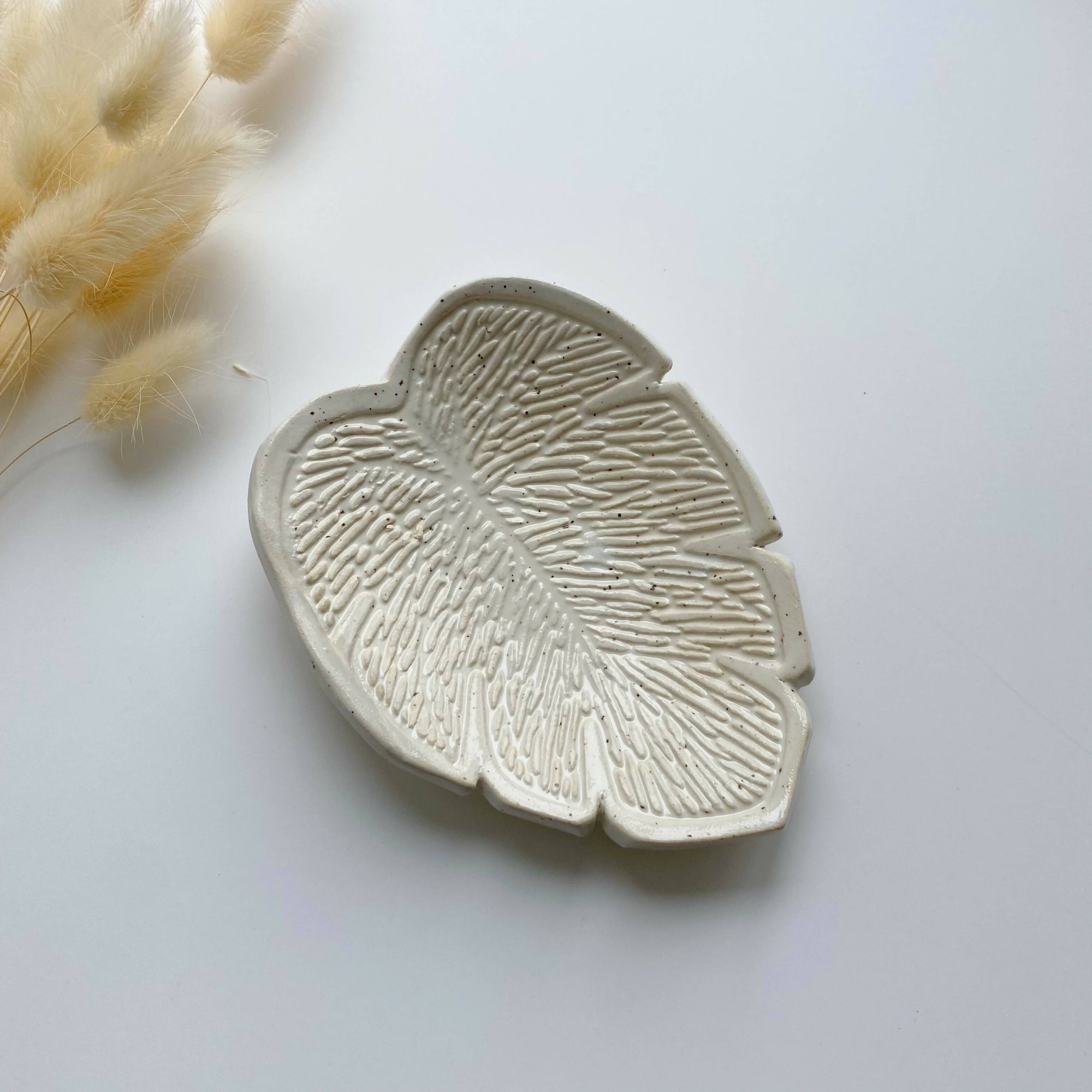 Amor Ceramics | Leaf Catch All Dish