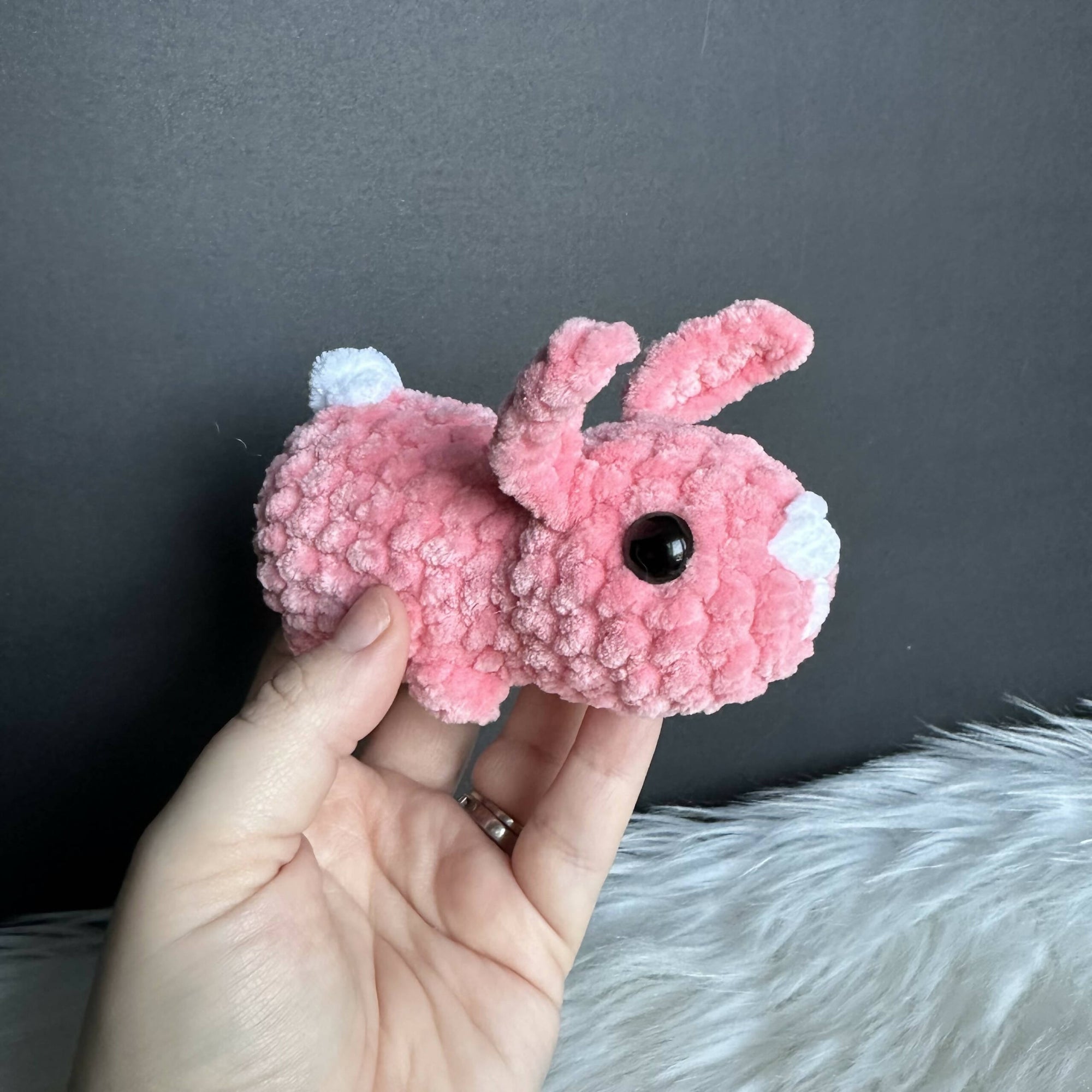 Twisted Stitcher | Jellybean Bunny