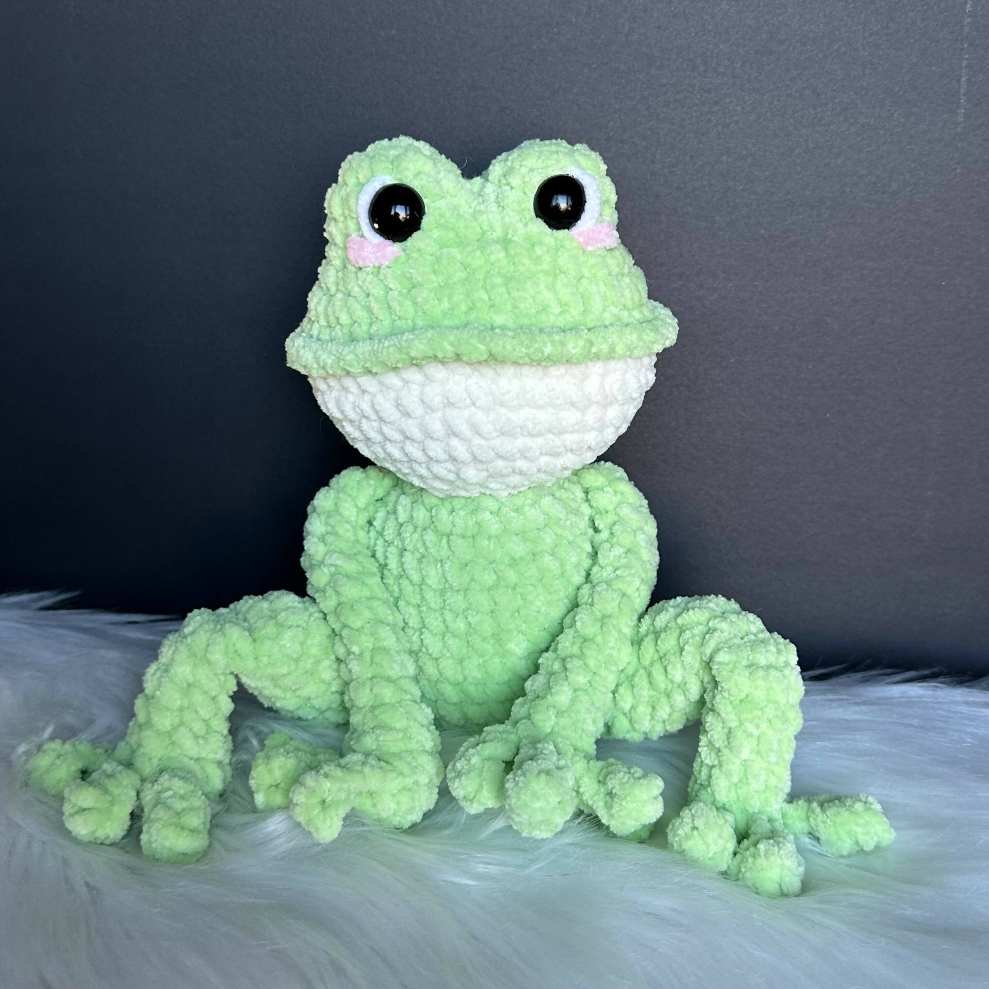Twisted Stitcher | Froggy Friend